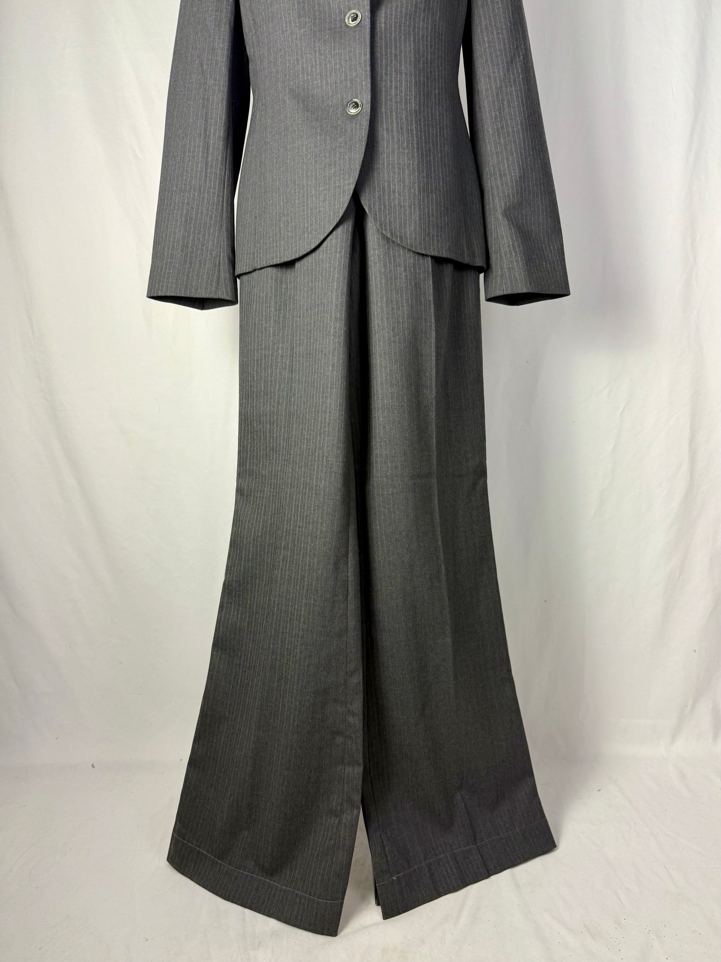 Tailleur in lana grigio gessato - TG. 40