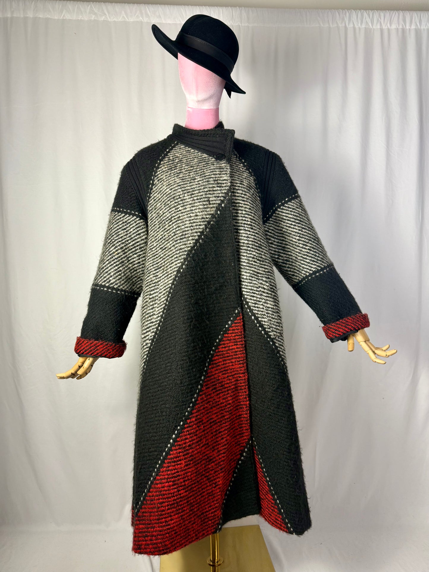 Cappotto oversize anni ’80 in lana grafica tricolore - TG. 48/50