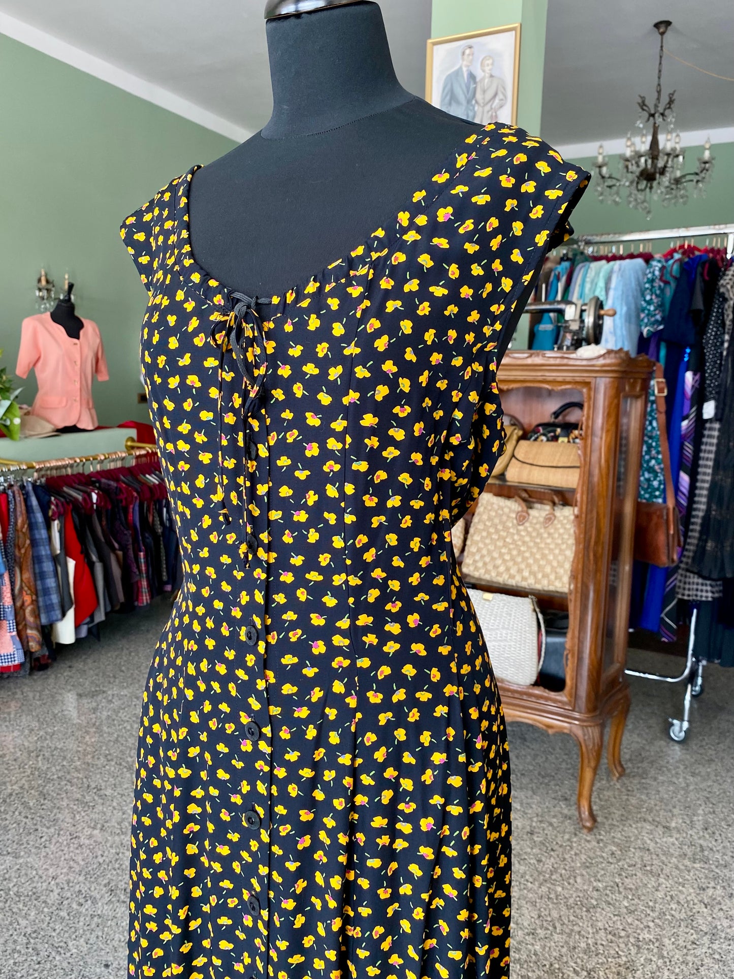 Abito estivo con micro fantasia floreale gialla - TG. 44