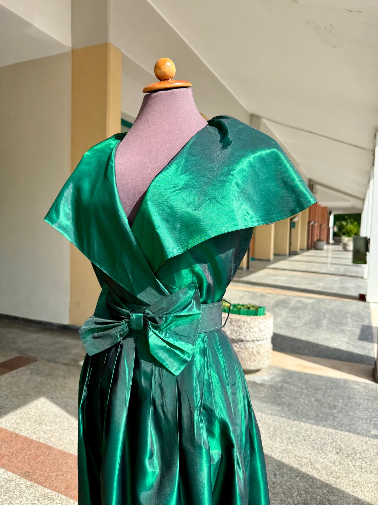 Abito anni ‘80 verde smeraldo - TG. 40