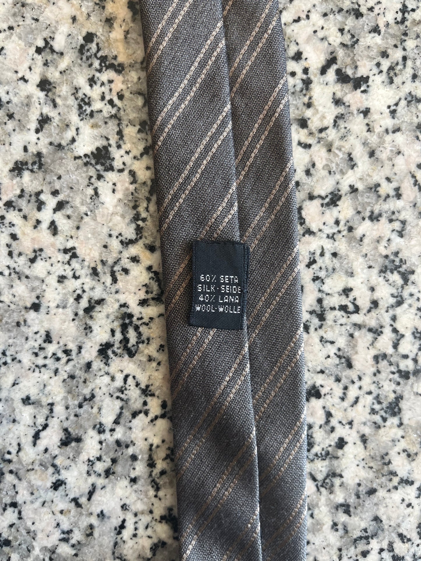 Cravatta anni ‘90 tortora