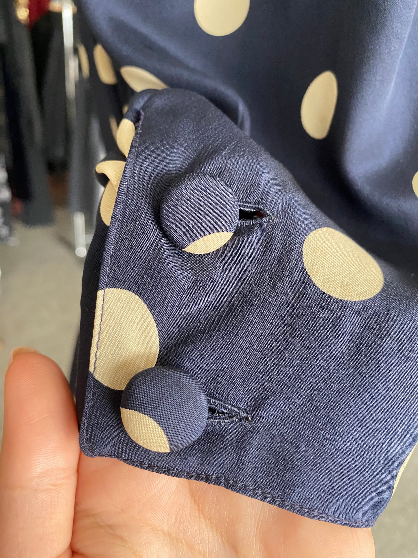 Abito classico a pois in seta - TG. 46