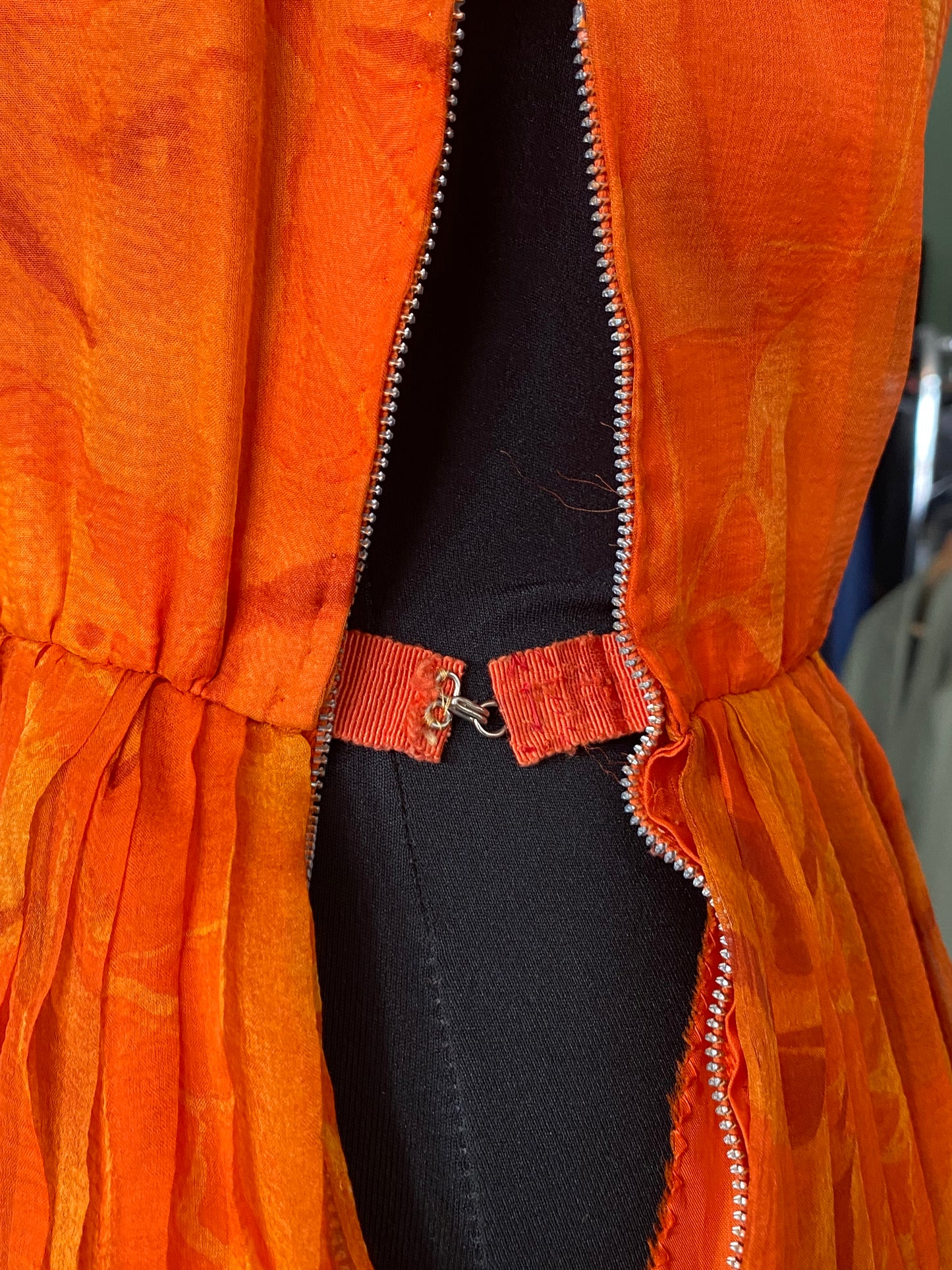 Abito sartoriale anni ‘60 in organza di seta - TG. 38/40