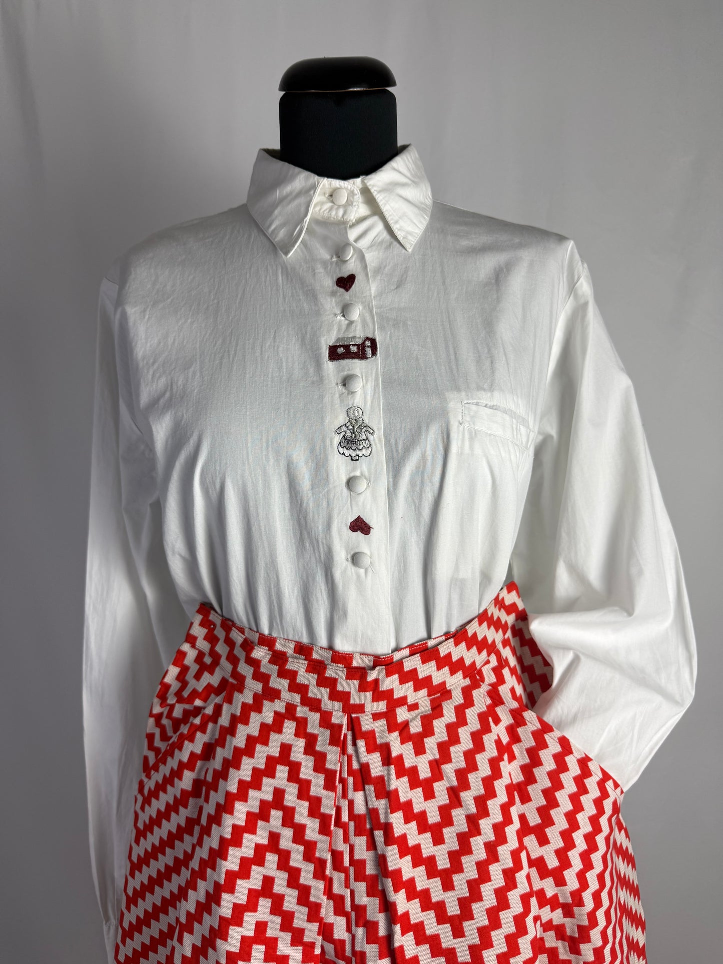 Camicia in cotone con ricami - TG. 44/46