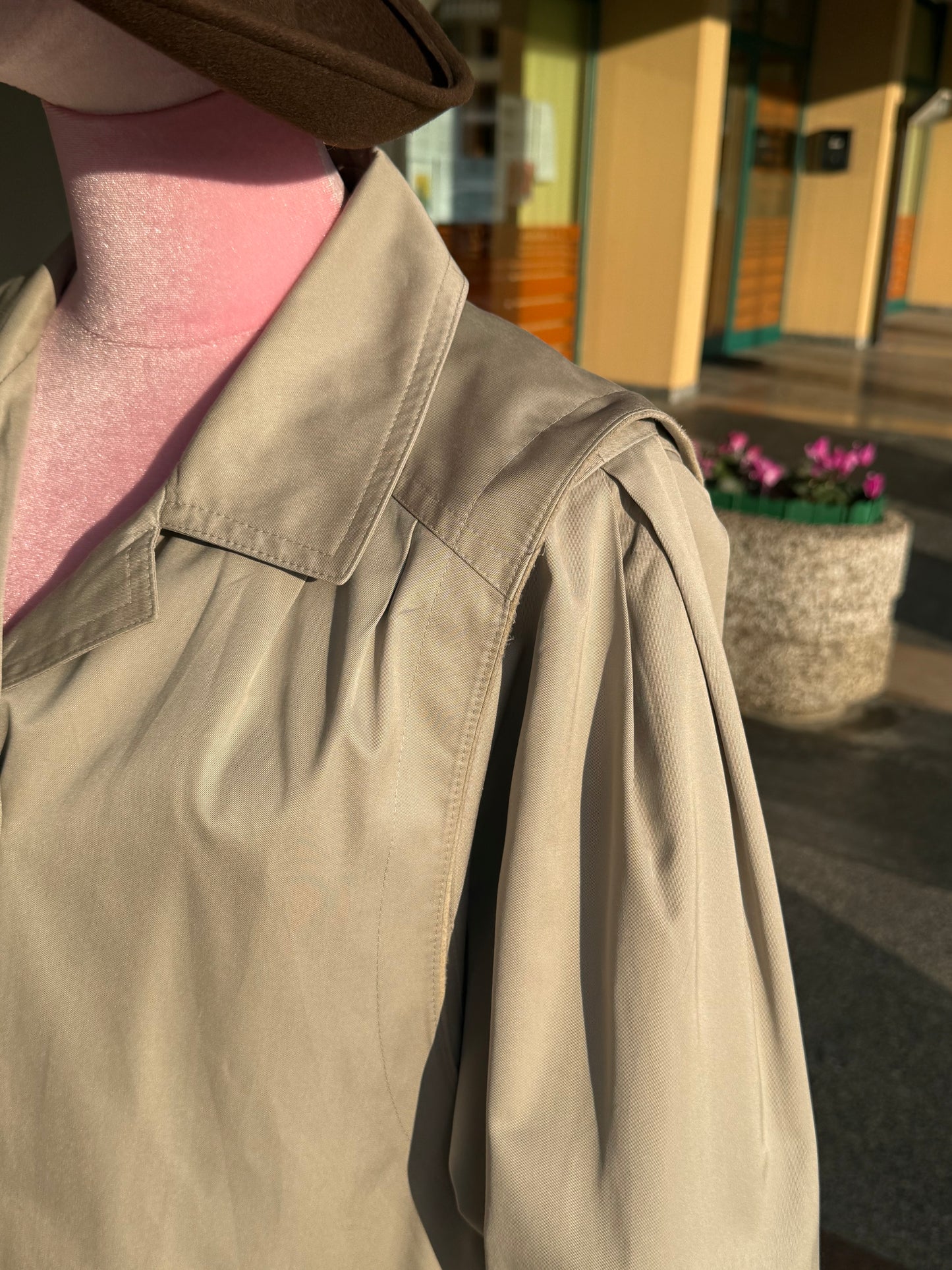 Trench fine anni ‘70 beige - TG. 44