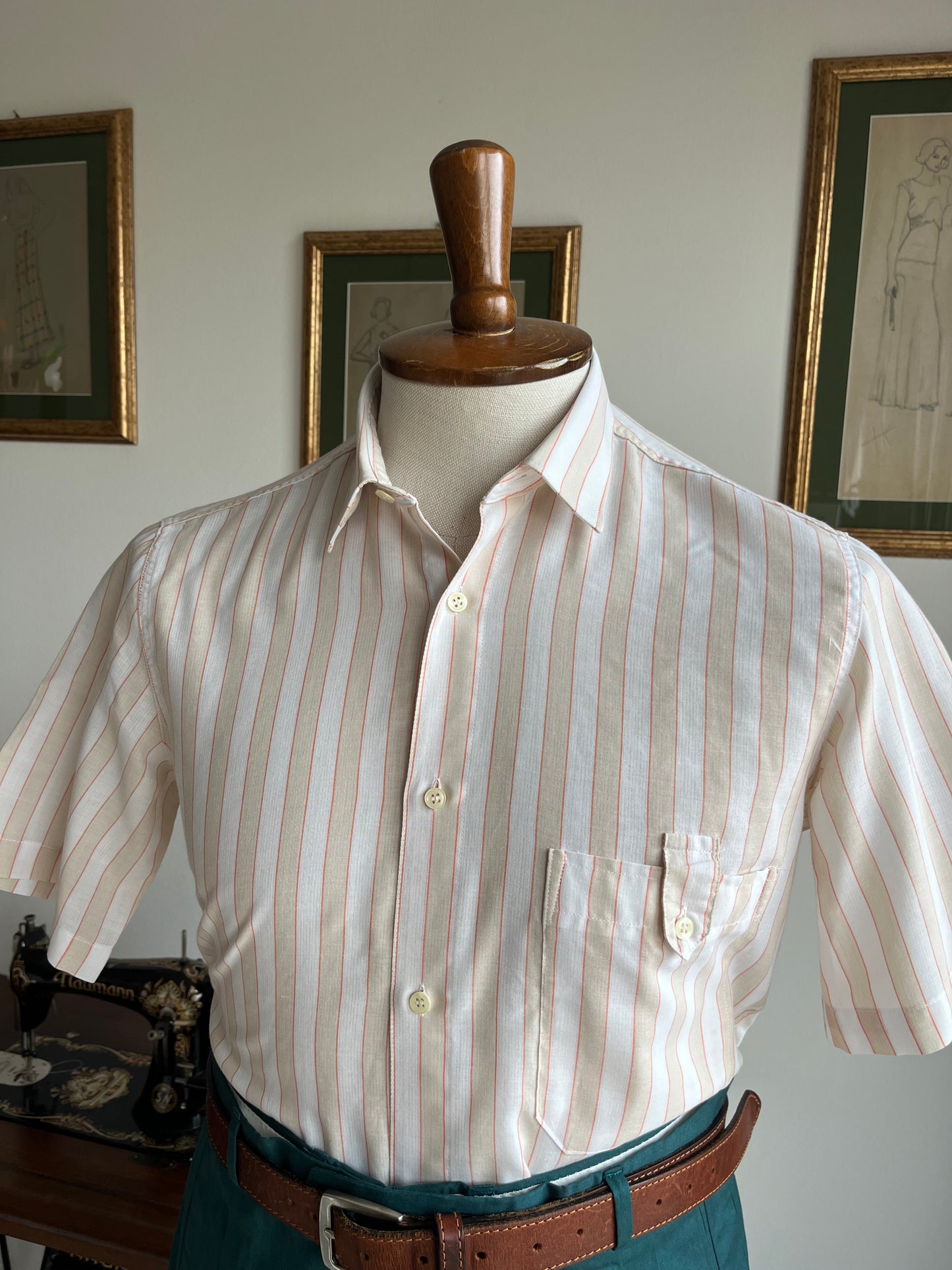 Camicia a maniche corte a righe beige