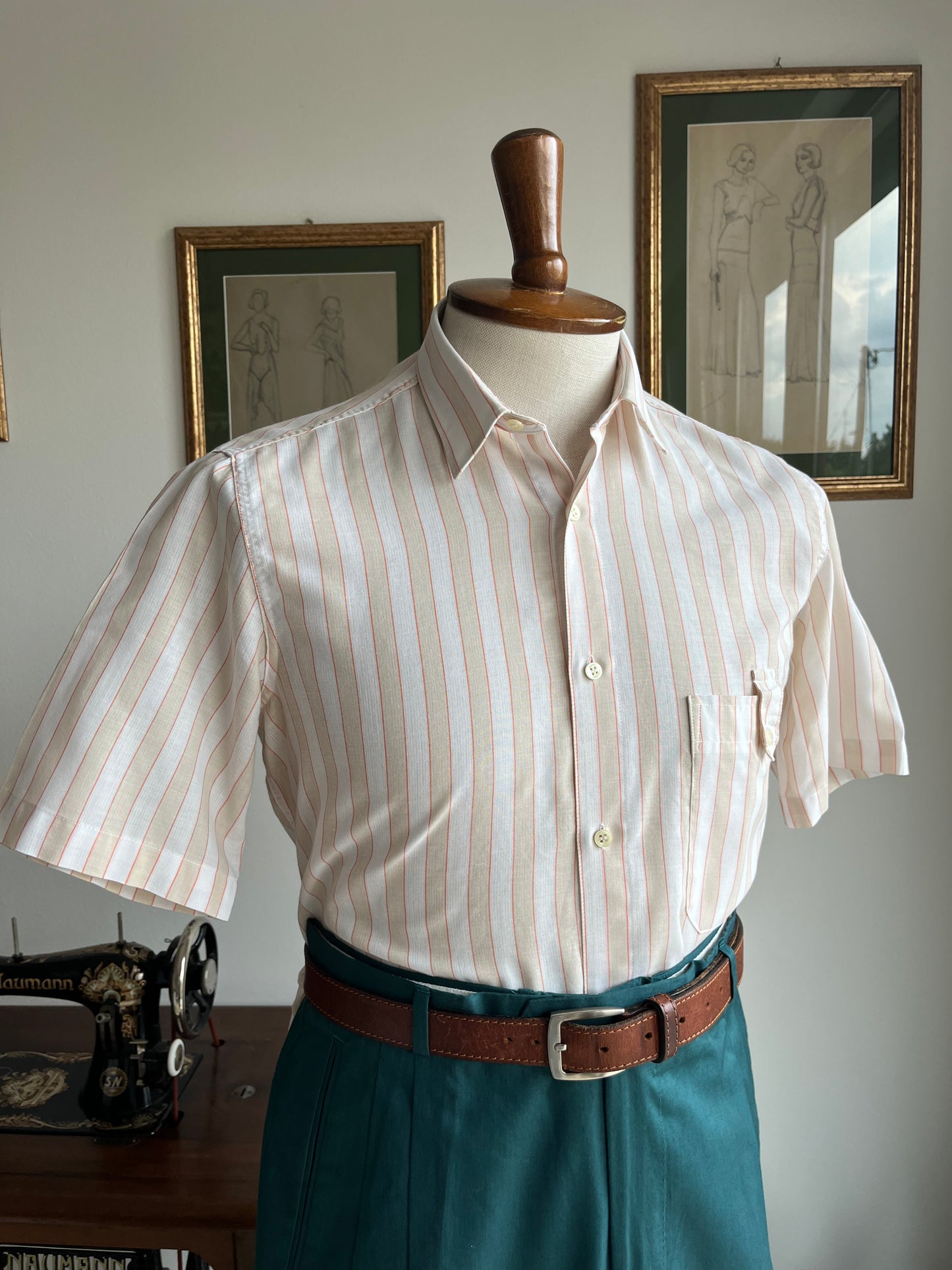 Camicia a maniche corte a righe beige