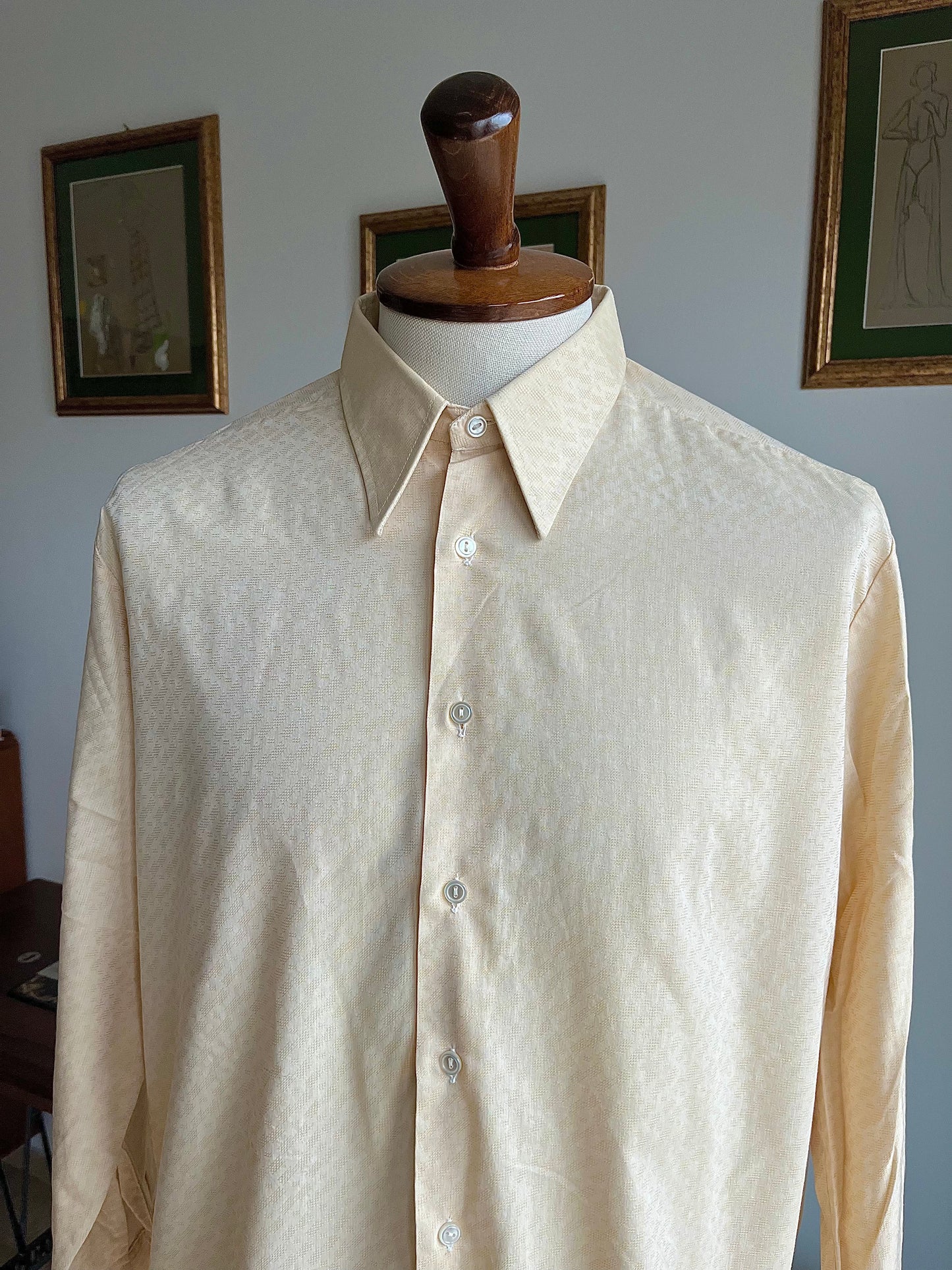 Camicia anni '70 giallo canarino